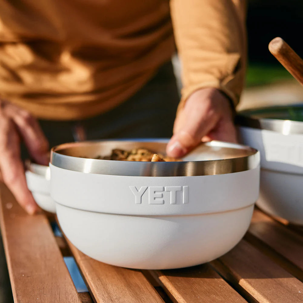 yeti white insulated bowl in use