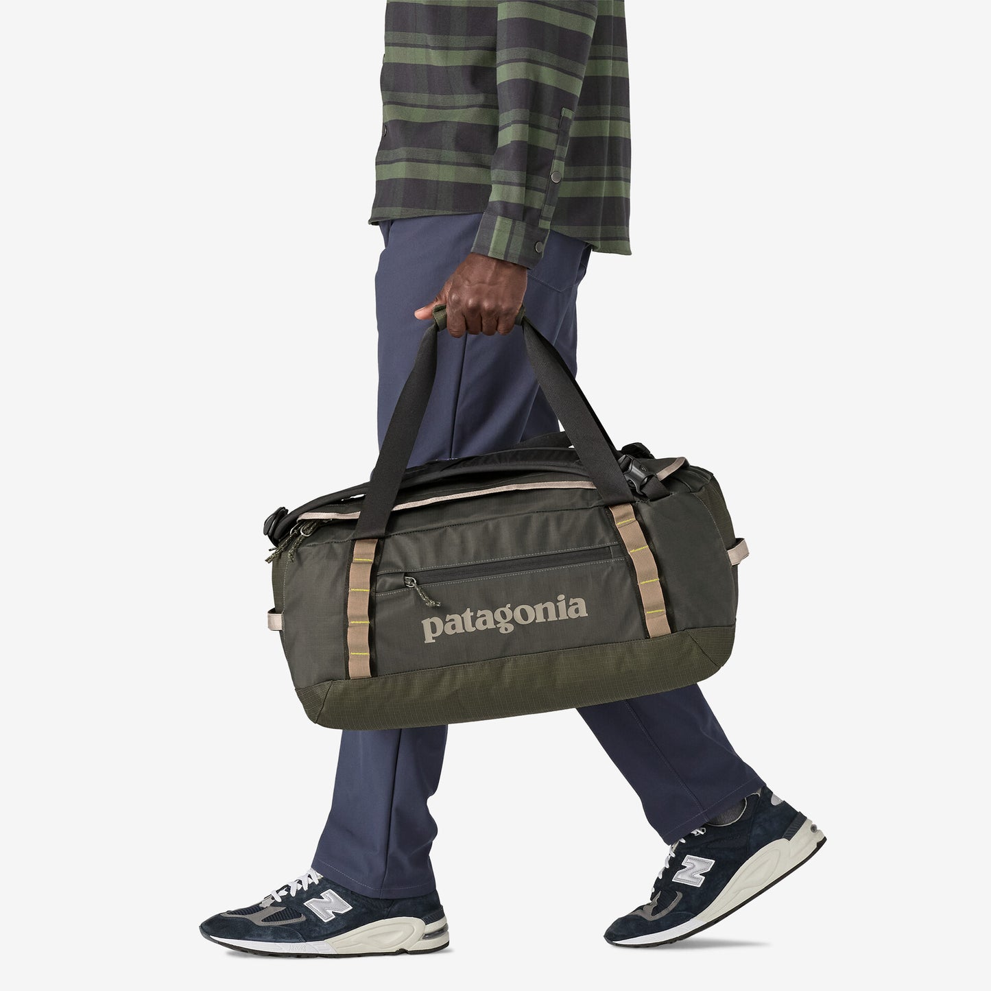 PATAGONIA 40L Black Hole Duffle in BLUE