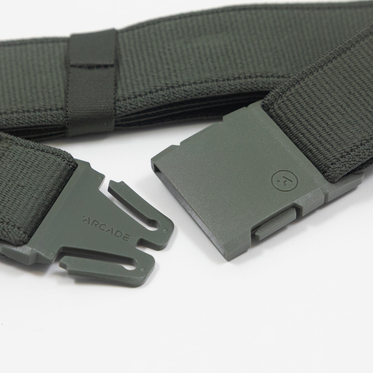 ARCADE BELTS Atlas Standard Belt in IVY GREEN