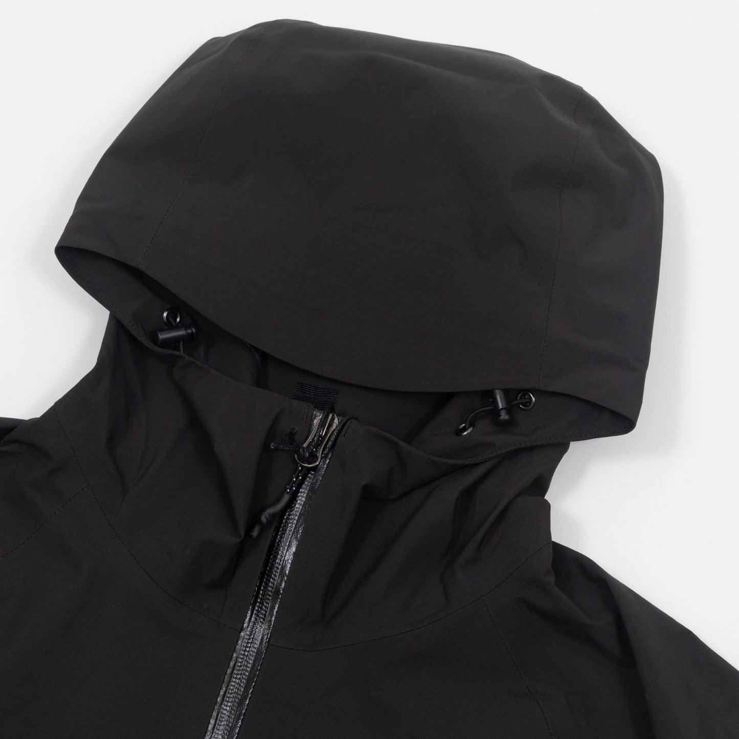 ELLIKER Ayre Long Shell Jacket in BLACK