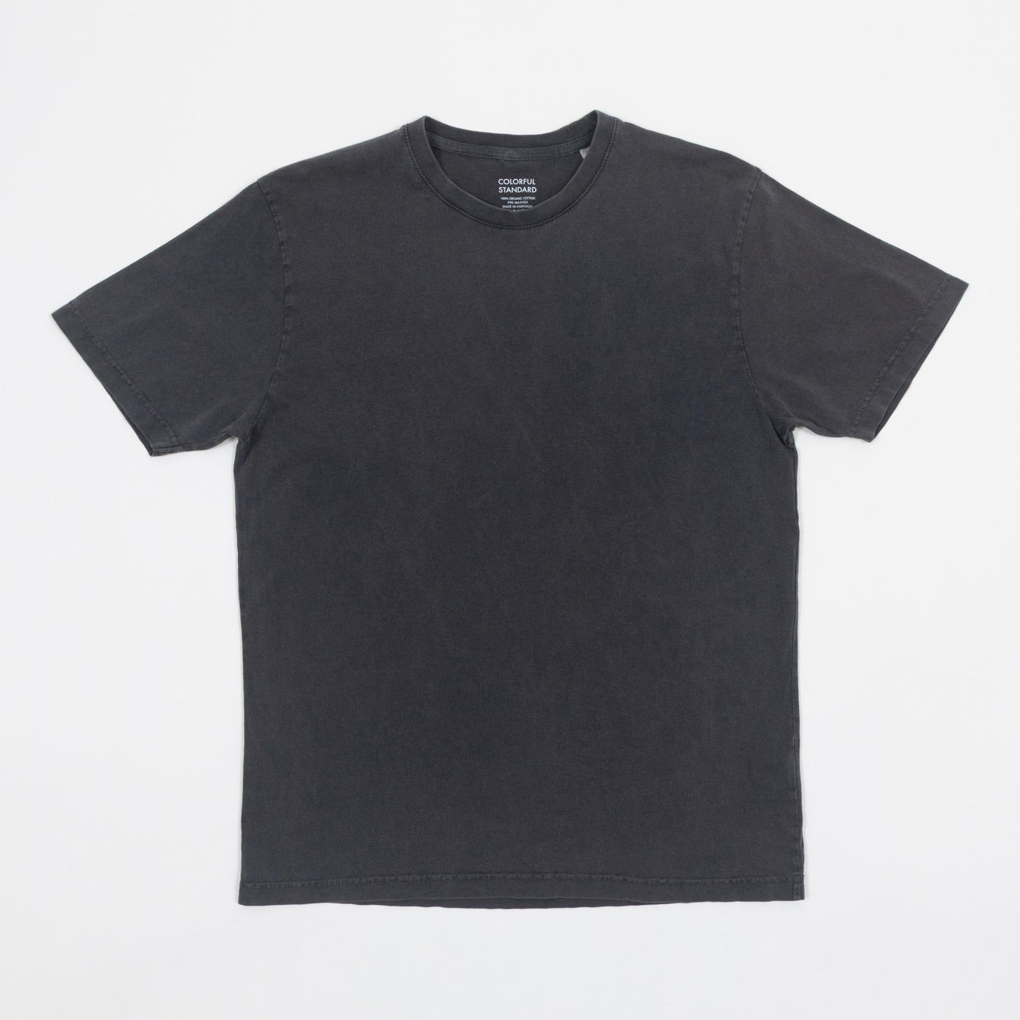 COLORFUL STANDARD Basic T-Shirt in FADED BLACK