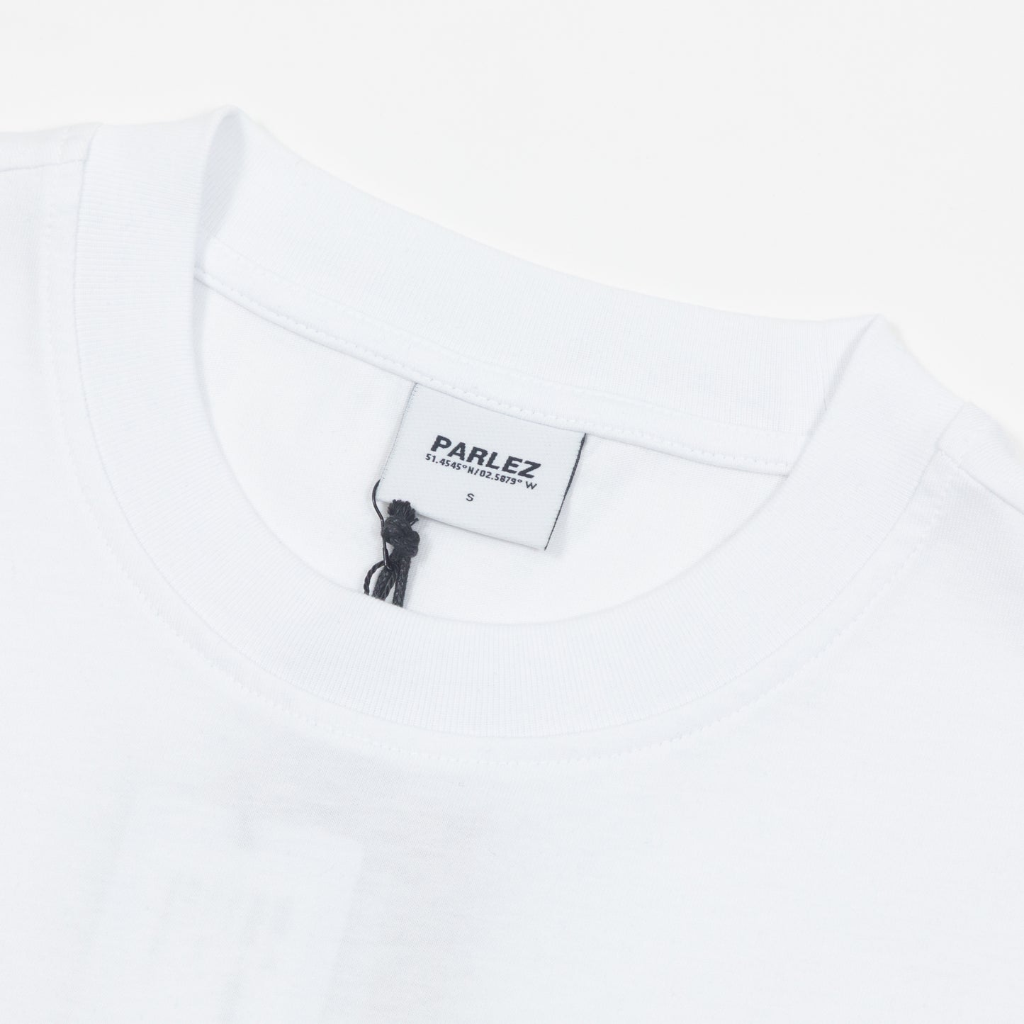 PARLEZ Bloc T-Shirt in WHITE