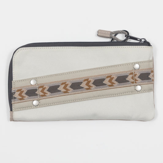 KAVU Clutch Case in RANCHLAND
