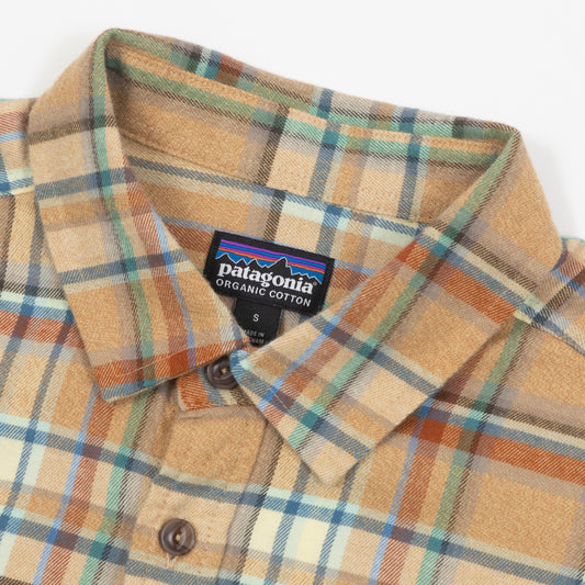 PATAGONIA Fjord Flannel Shirt in BEESWAX TAN