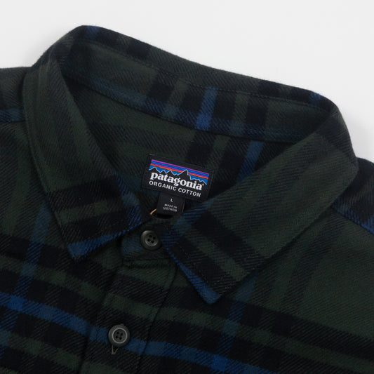 PATAGONIA Fjord Flannel Shirt in OLD GROWTH GREEN
