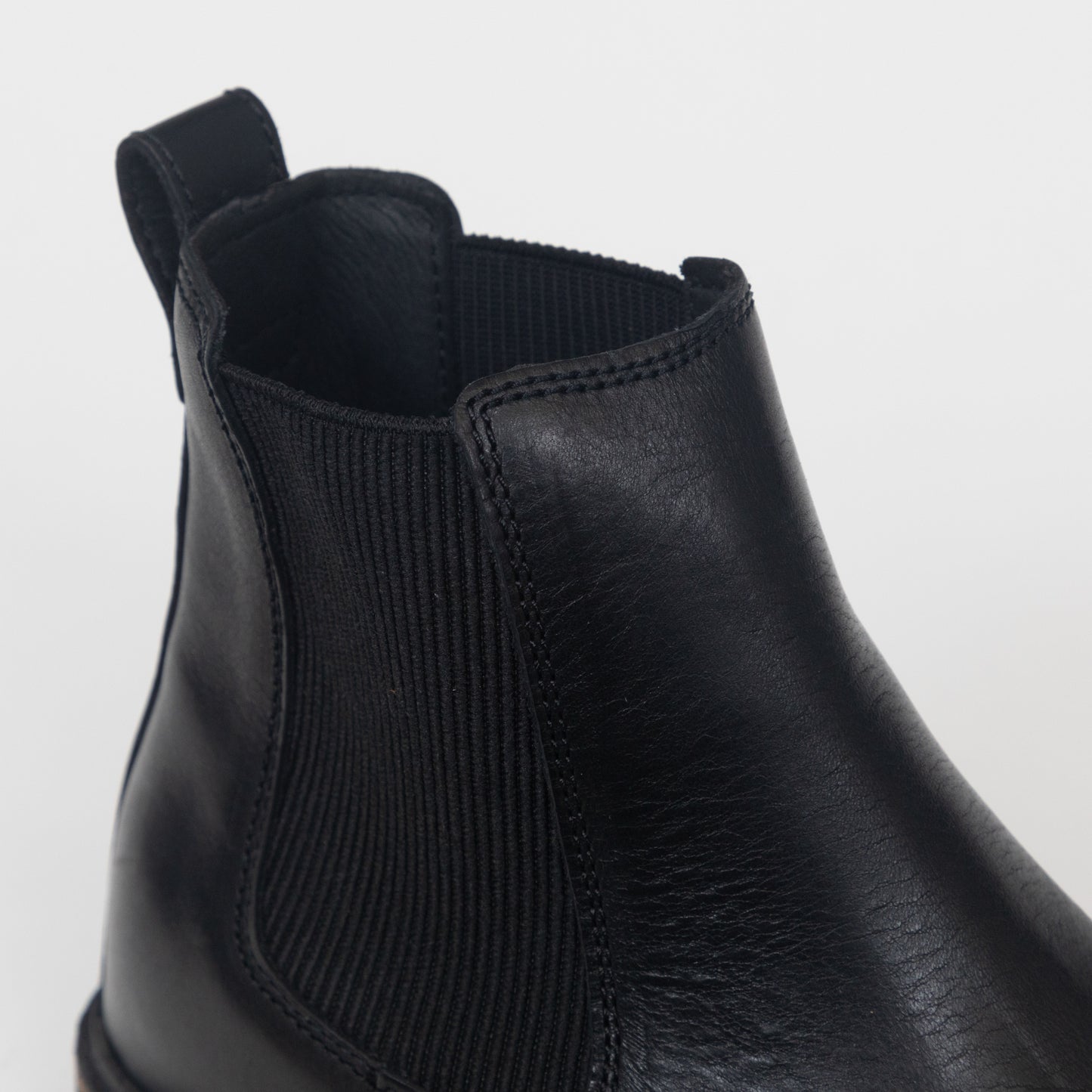 BIRKENSTOCK Highwood Chelsea Boot in BLACK