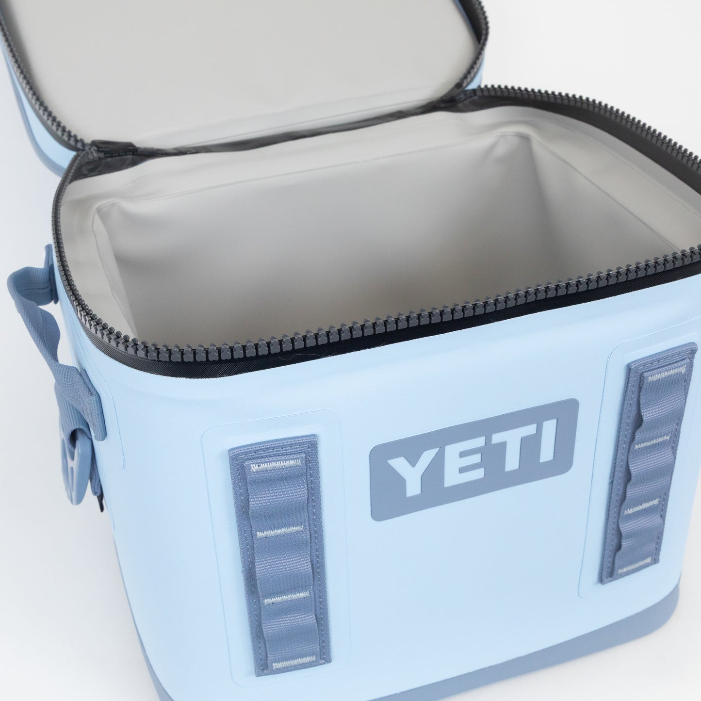 yeti hopper 12 soft cool box zip closure