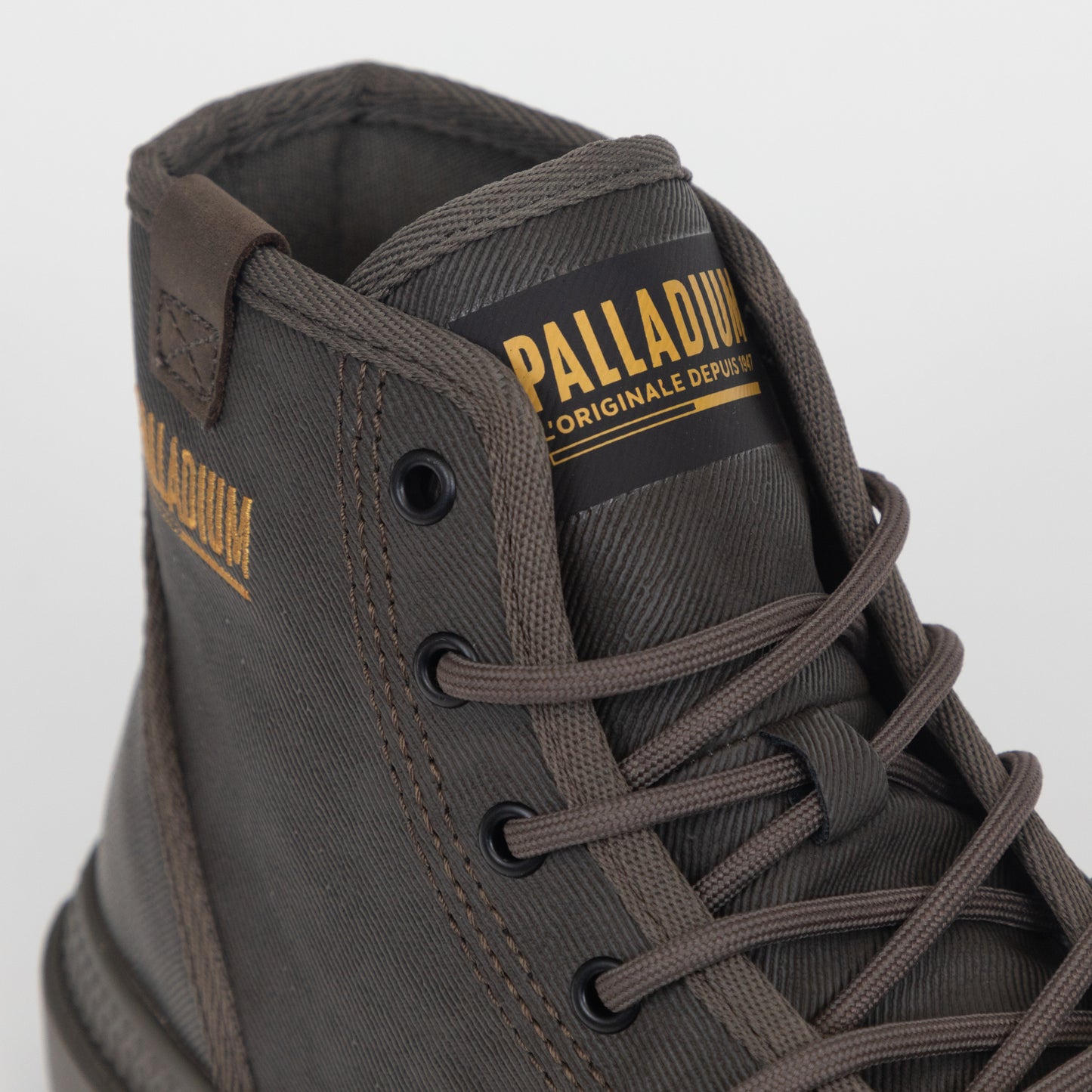 PALLADIUM Pampa Hi Wax Boots in MAJOR BROWN