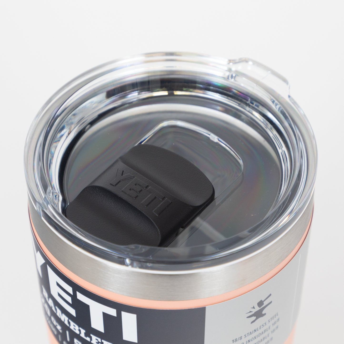 YETI Rambler 20 oz (591ml) Tumbler in LOWCOUNTRY PEACH