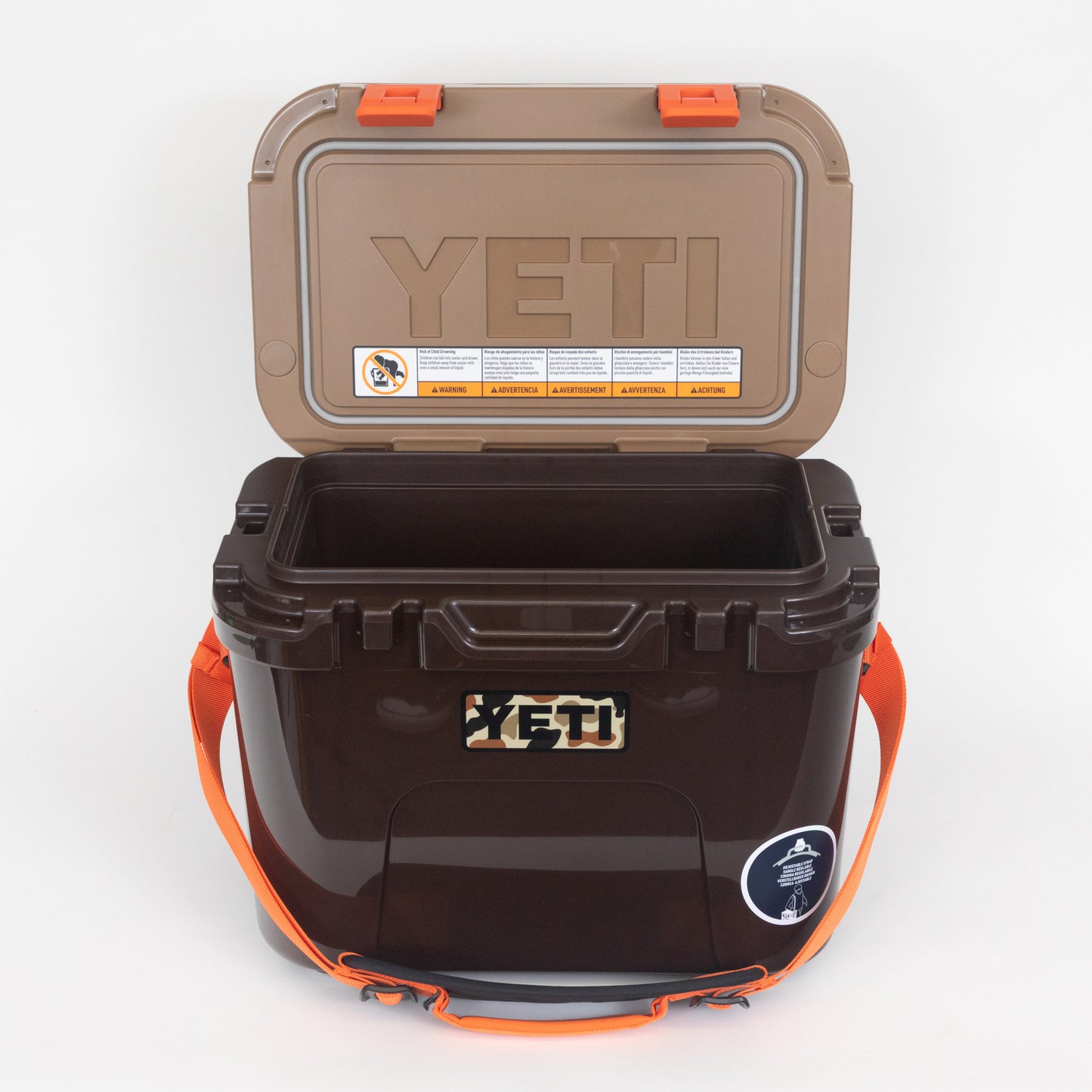 YETI Roadie 15 Cool Box in WETLANDS CAMO