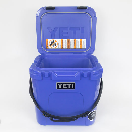 YETI Roadie® 24 Cool Box in Ultramarine Violet