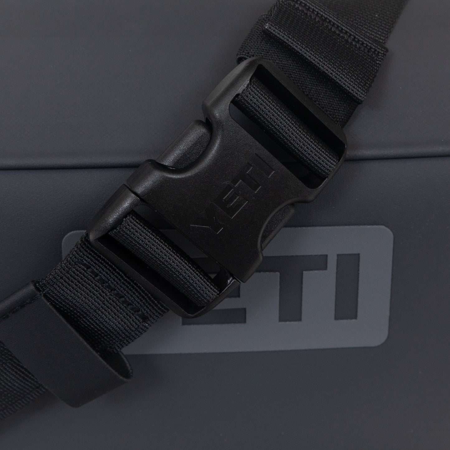YETI Sideclick Strap in BLACK