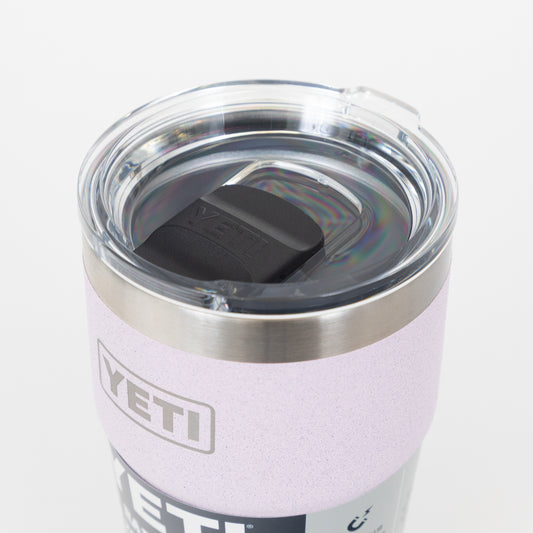 YETI Rambler 20 oz (591 ml) Stackable Cup in Cherry Blossom