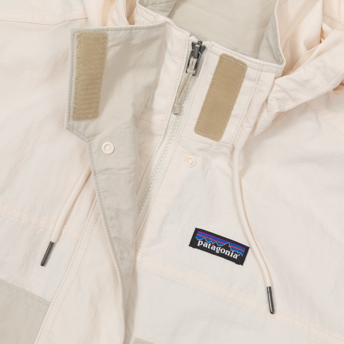 Womens PATAGONIA Skysail Jacket in CREAM