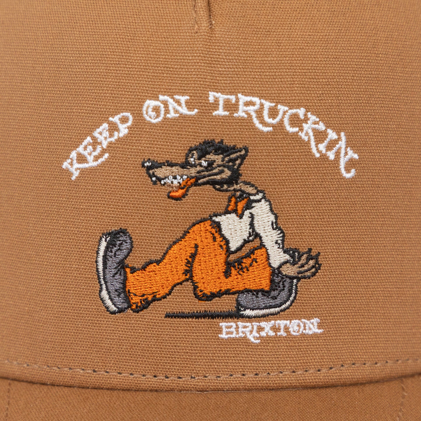 brixton cap embroidered logo cose up
