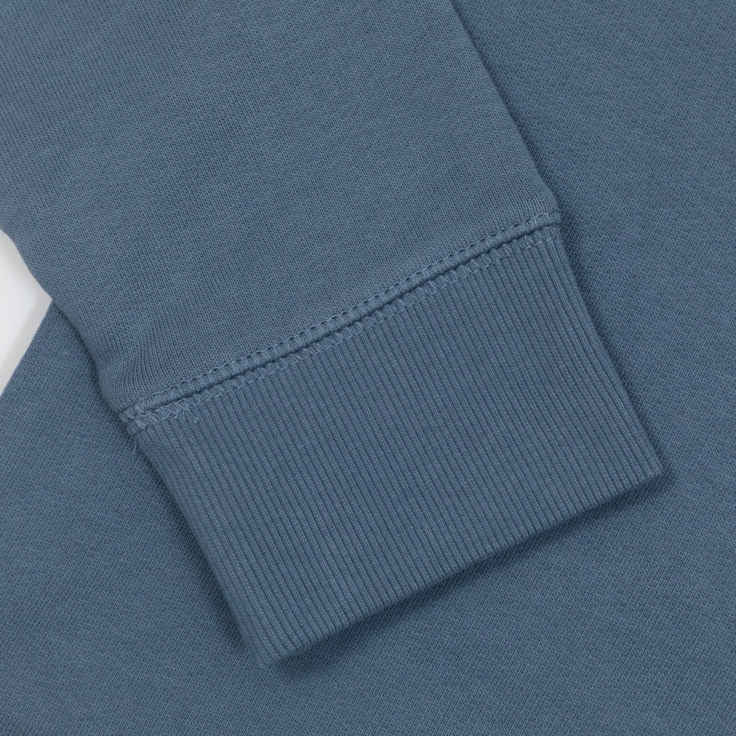 FARAH Tim Crew Sweatshirt in CHALK BLUE