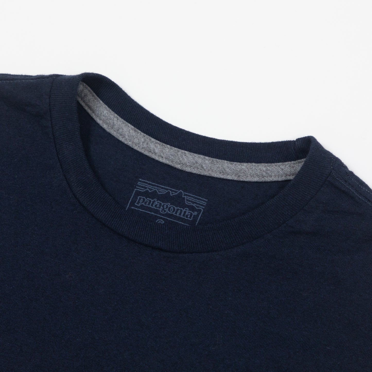 PATAGONIA Unity Fitz Responsibili-Tee T-Shirt in NAVY