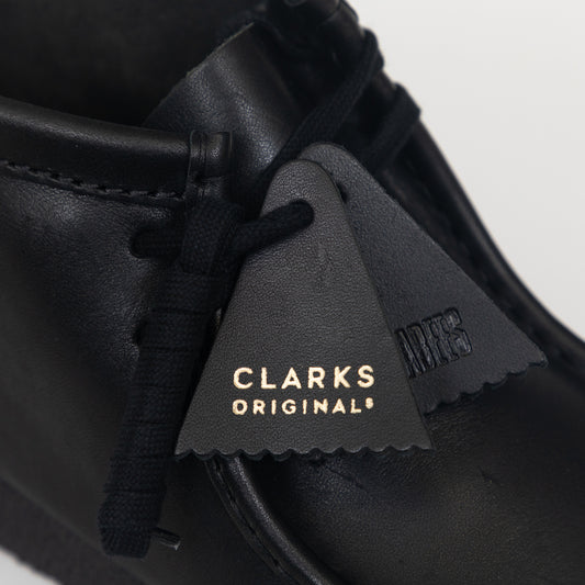 CLARKS ORIGINALS Wallabee Boots in BLACK LEATHER