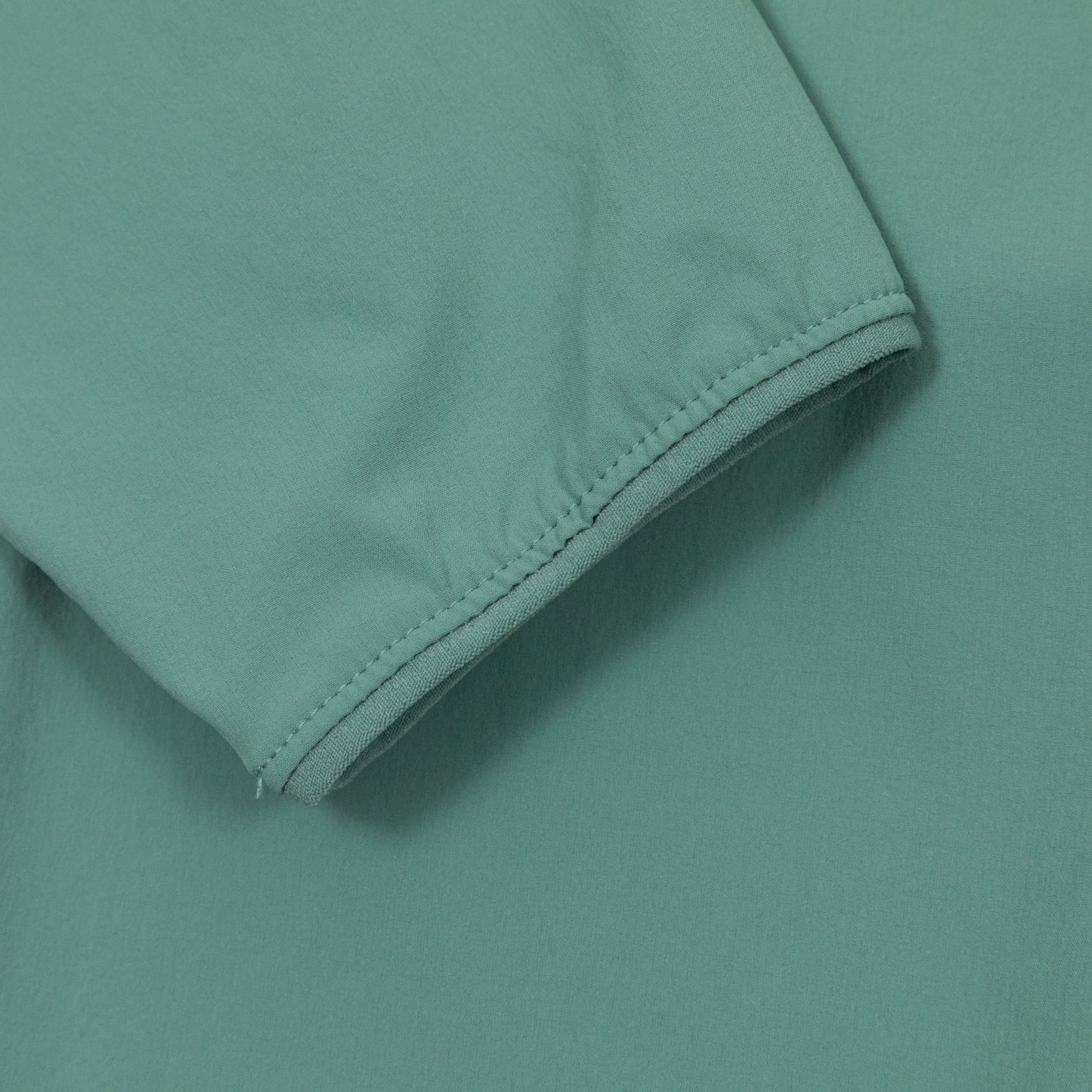 Men's BERGHAUS Wandermoor Wind Smock in Green