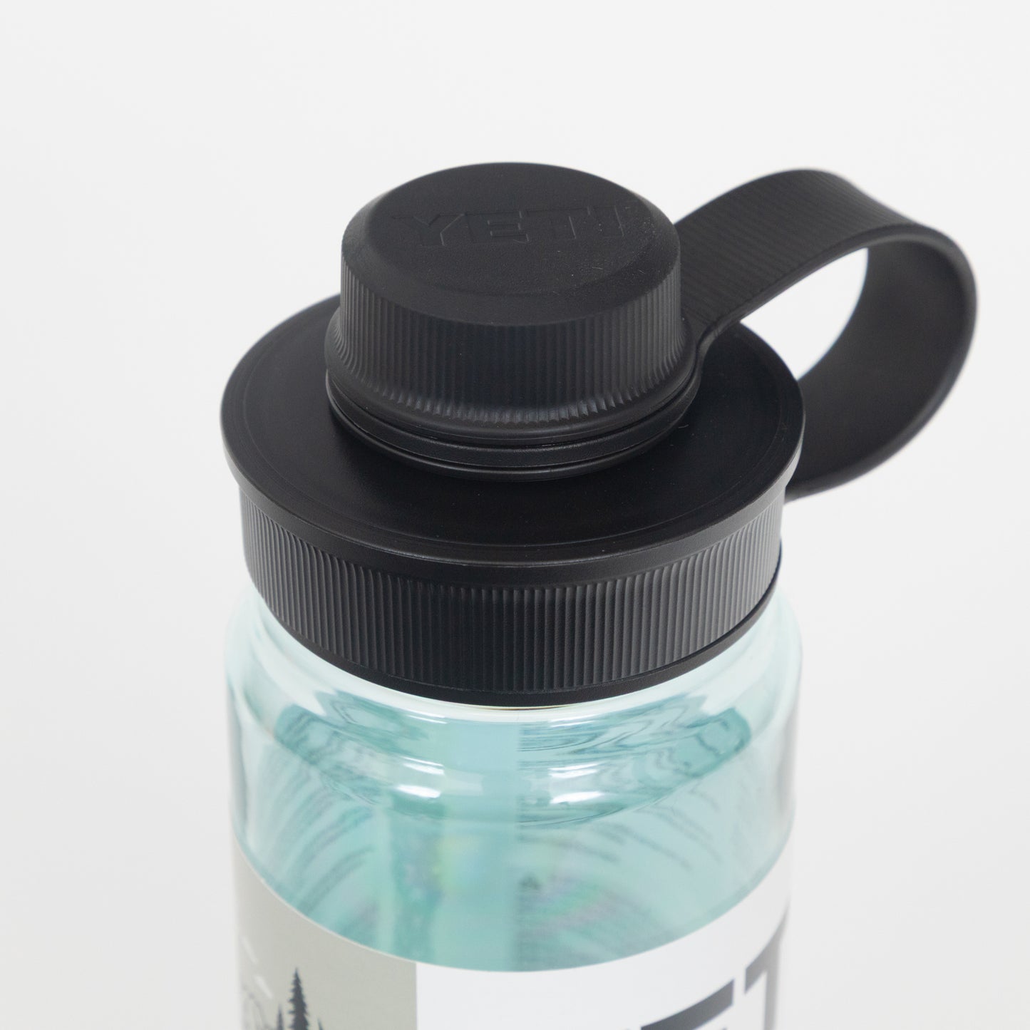 YETI Yonder 750ml Tether Water Bottle in SEAFOAM