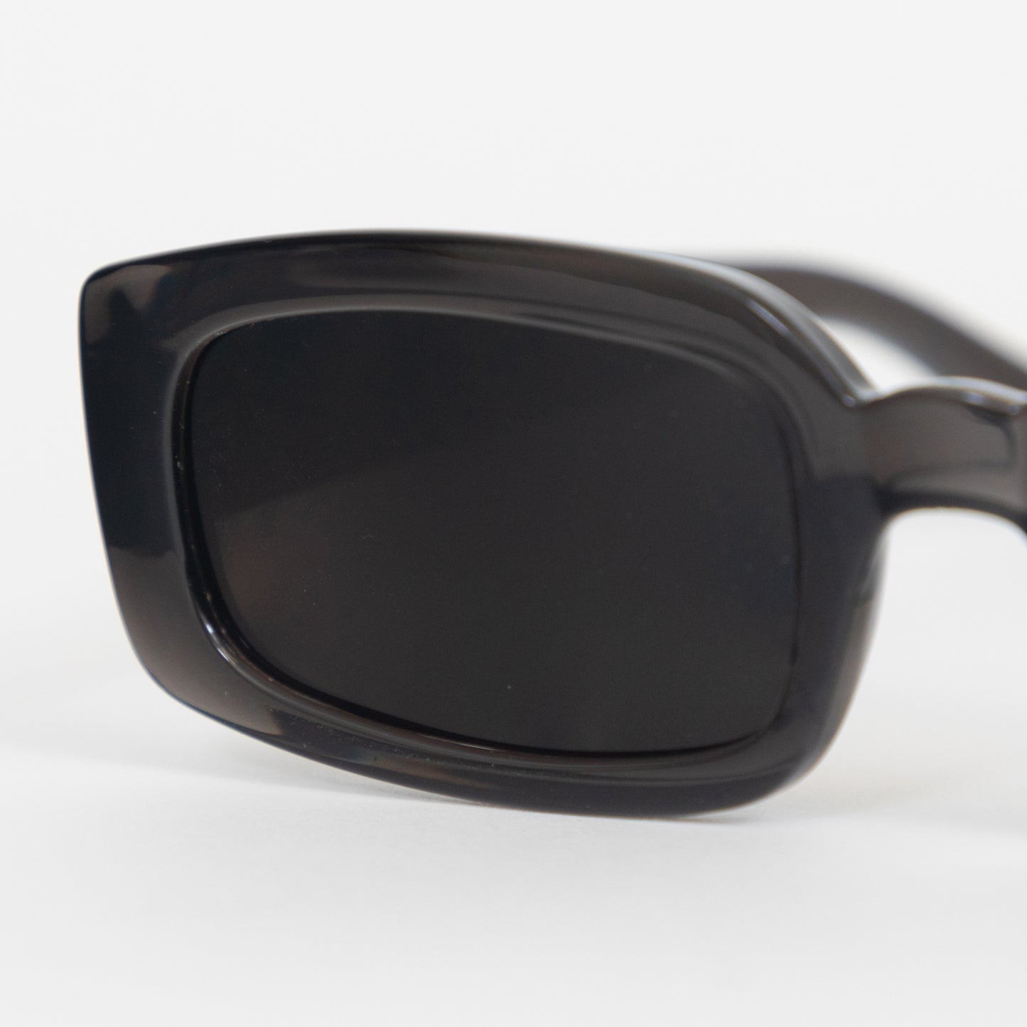MELLER Konata Night Chunky Sunglasses in DARK BROWN