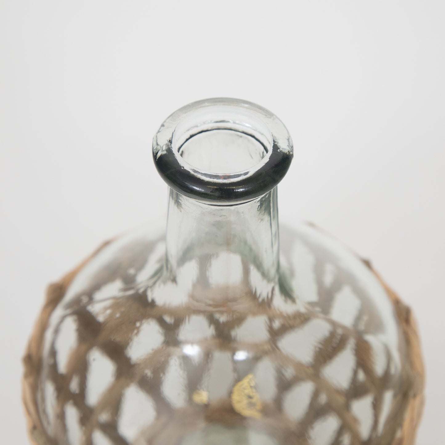Maluku Bottle Glass & SeaGrass Vase
