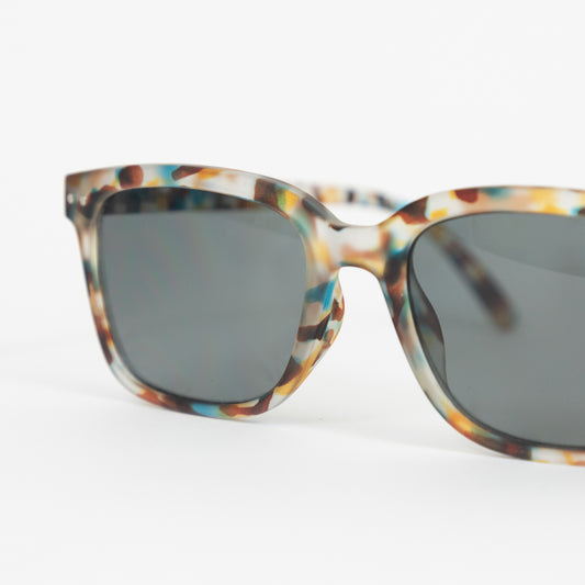 IZIPIZI #L The Big One Sunglasses in BLUE TORTOISE