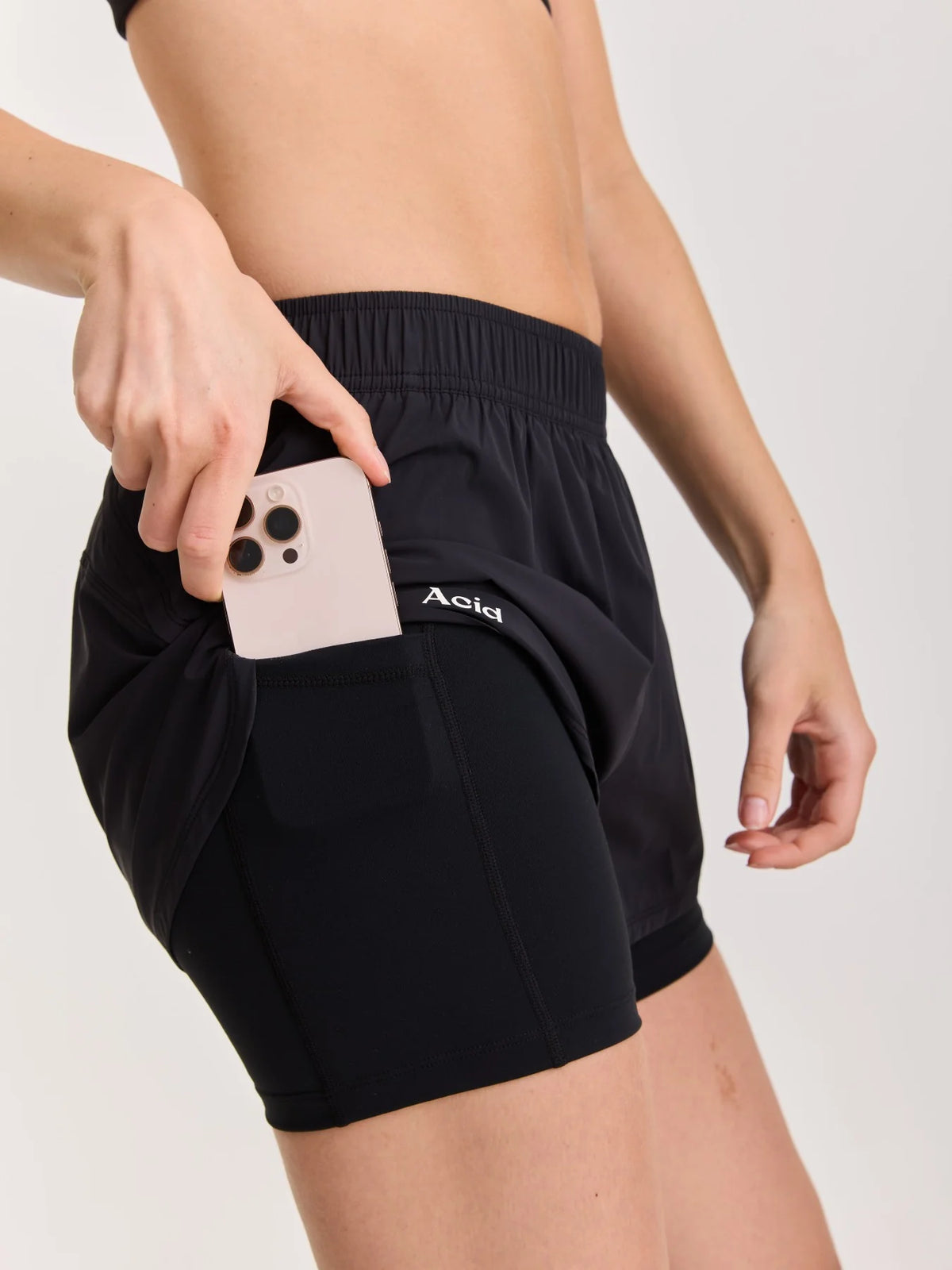 Women's ACID RUNNING 2-in-1 Shorts in Black