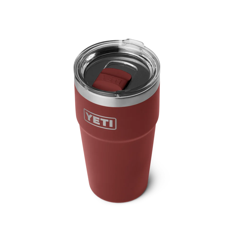 YETI Rambler 20 oz (591 ml) Stackable Cup in STAG RED