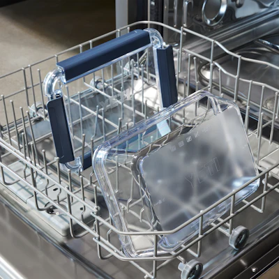 YETI Medium Food Storage in Clear