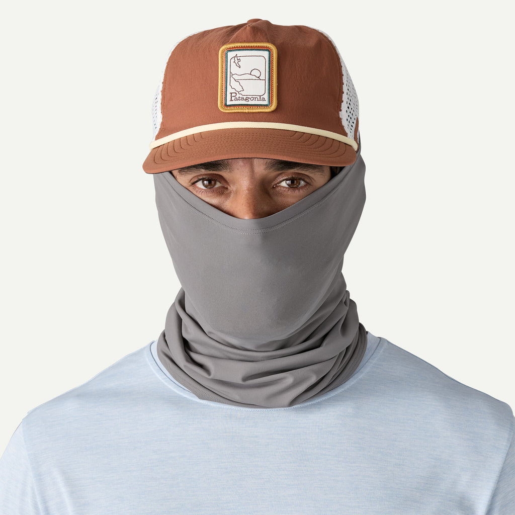 PATAGONIA Sun Mask in BASIN GREEN