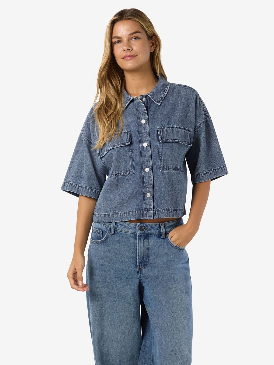 Womens NOISY MAY Enza Cropped Short Sleeve Shirt in BLUE DENIM