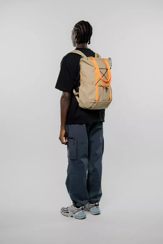 ELLIKER 20L Backpack Tote in BEIGE