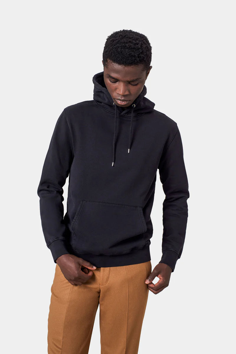 COLORFUL STANDARD Basic Hoodie in BLACK