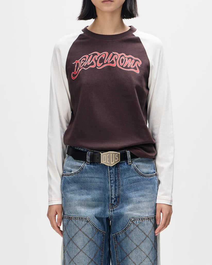 Womens DEUS EX MACHINA Rocca Raglan Tee in JAVA BROWN