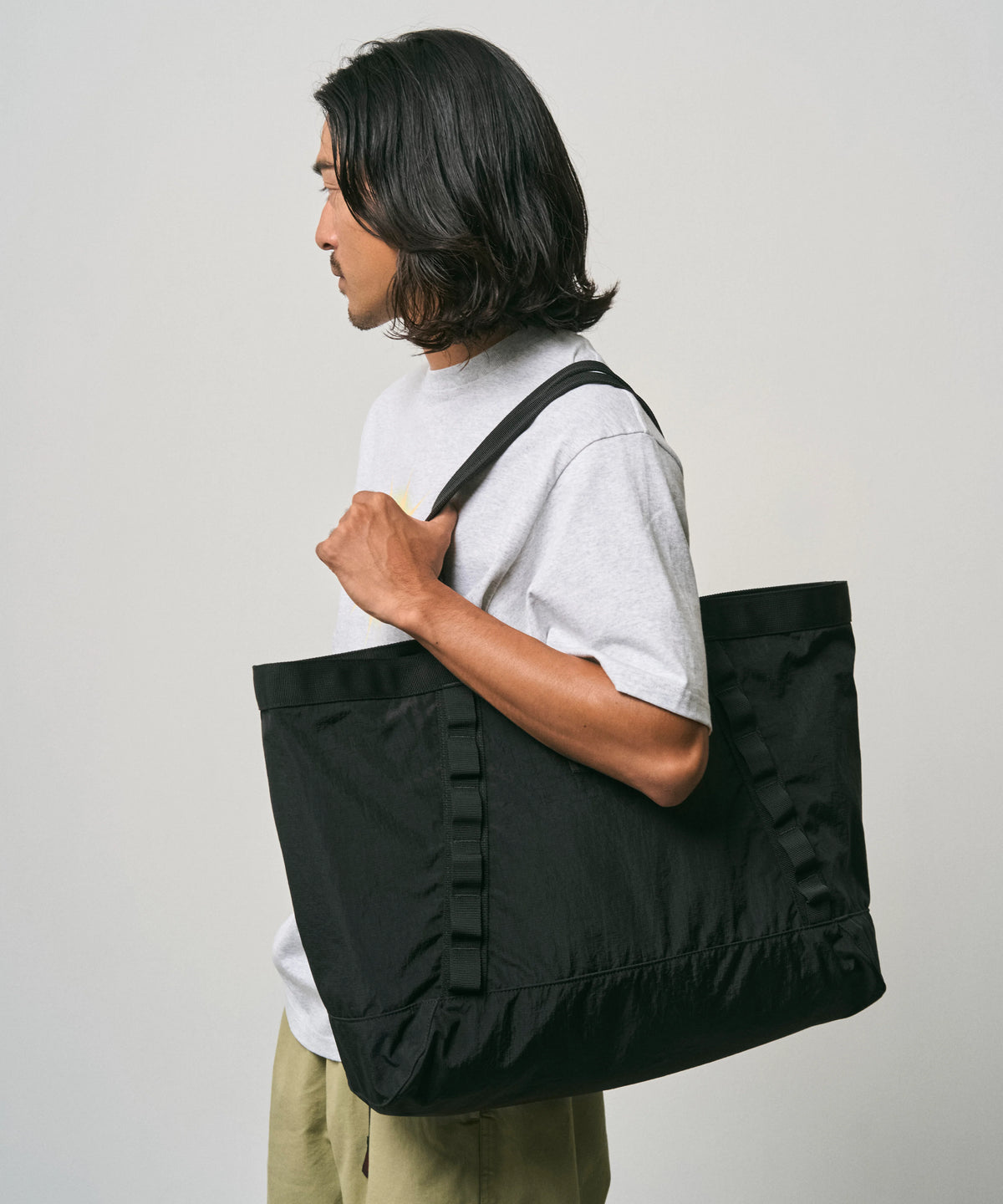 GRAMICCI Climbing Tote Bag in Black