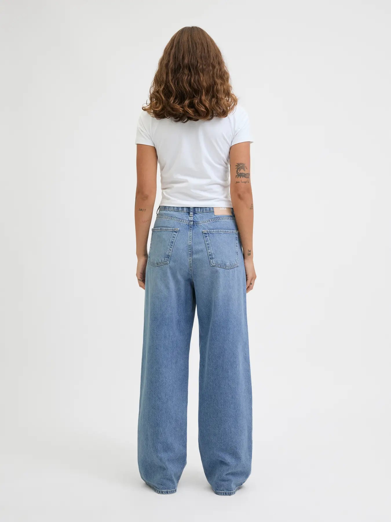 Womens JJXX Tokyo Wide Leg Jeans in MID BLUE