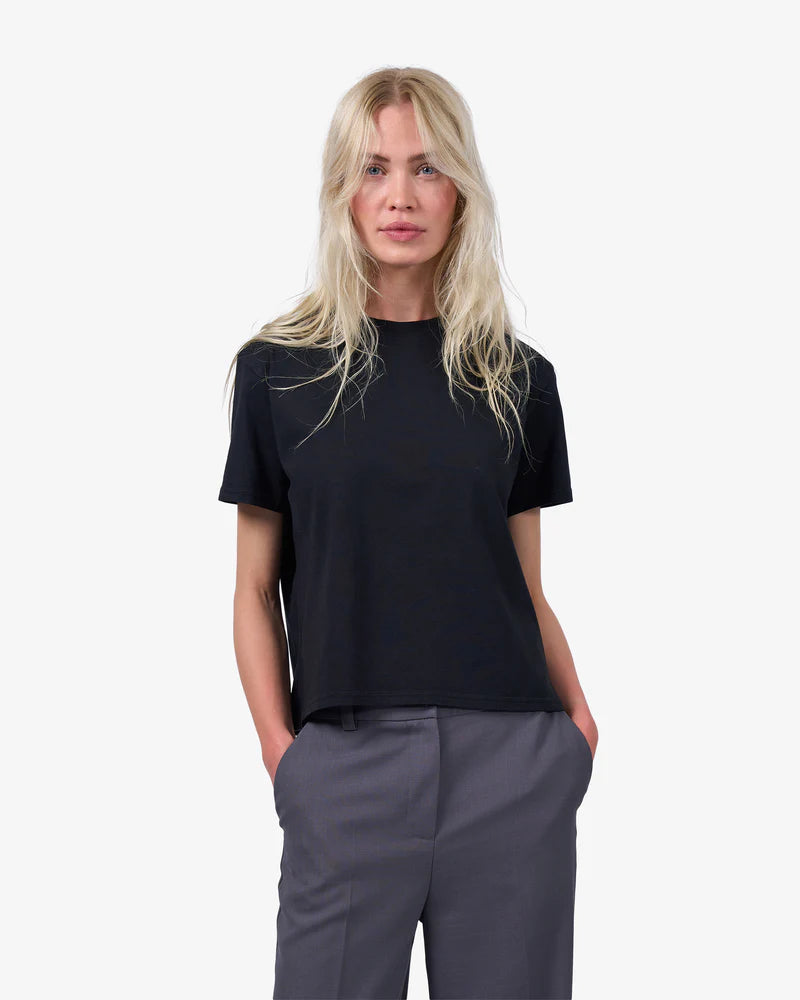Womens COLORFUL STANDARD Boxy Crop Top in BLACK