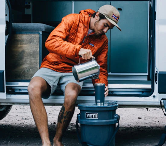YETI Rambler 20 oz (591ml) Tumbler in AGAVE TEAL