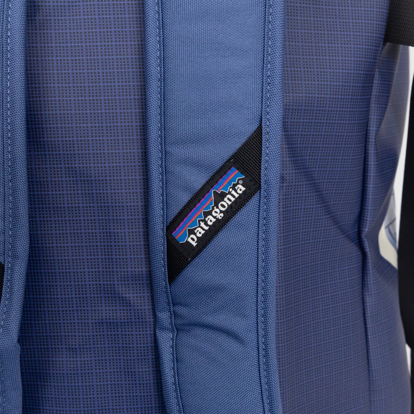 PATAGONIA 40L Black Hole Duffle in CURRENT BLUE