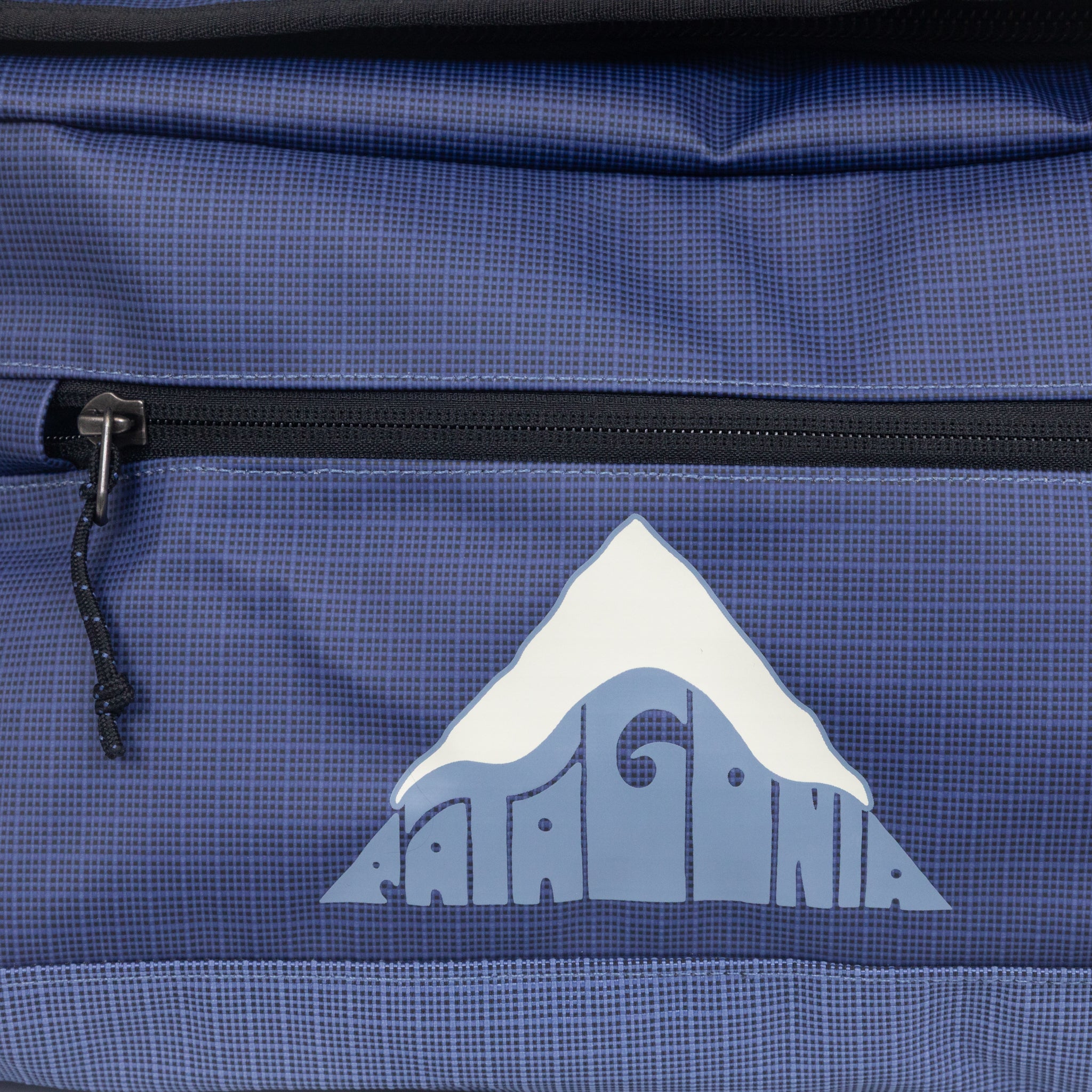 PATAGONIA 40L Black Hole Duffle in CURRENT BLUE