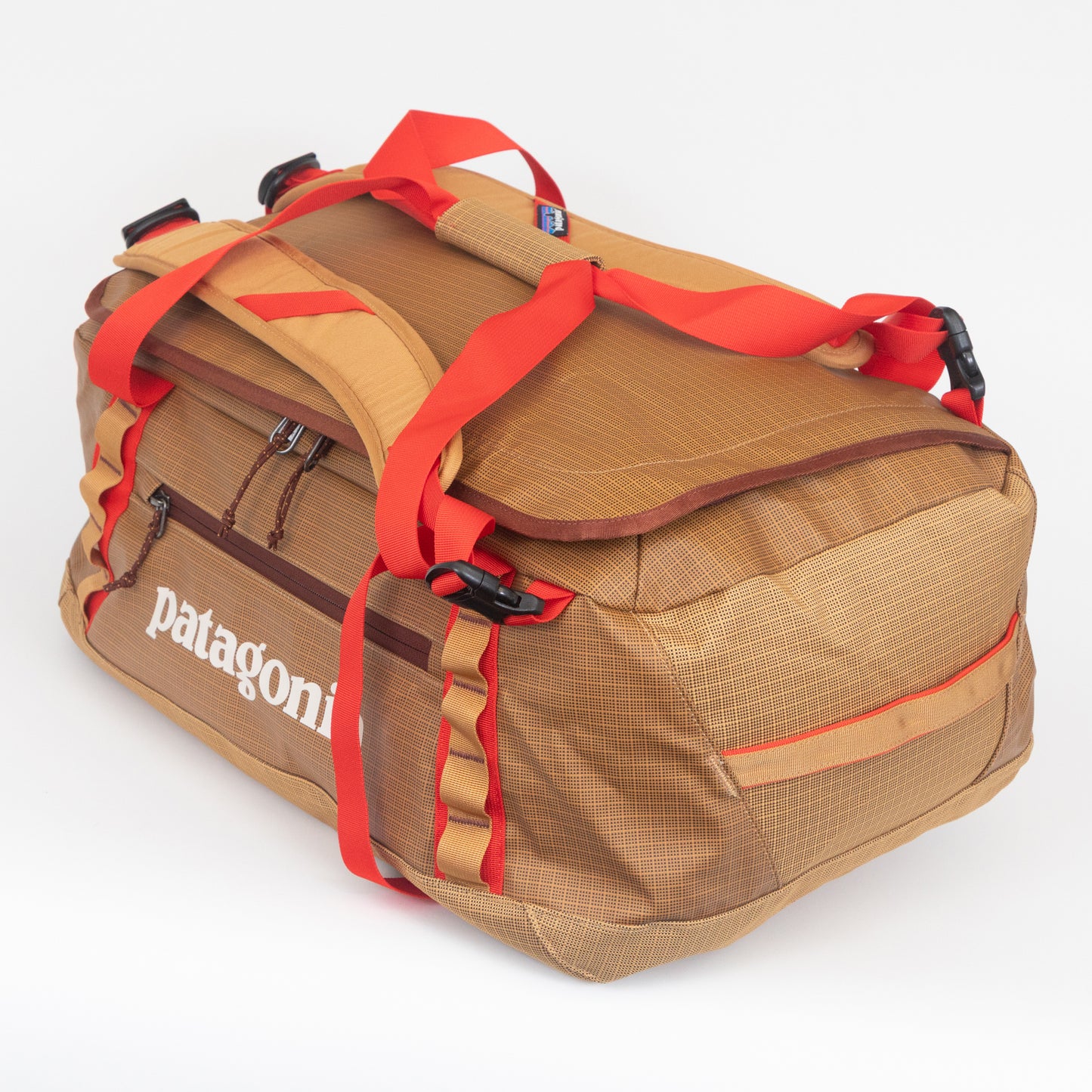 PATAGONIA 40L Black Hole Duffle in TALON GOLD