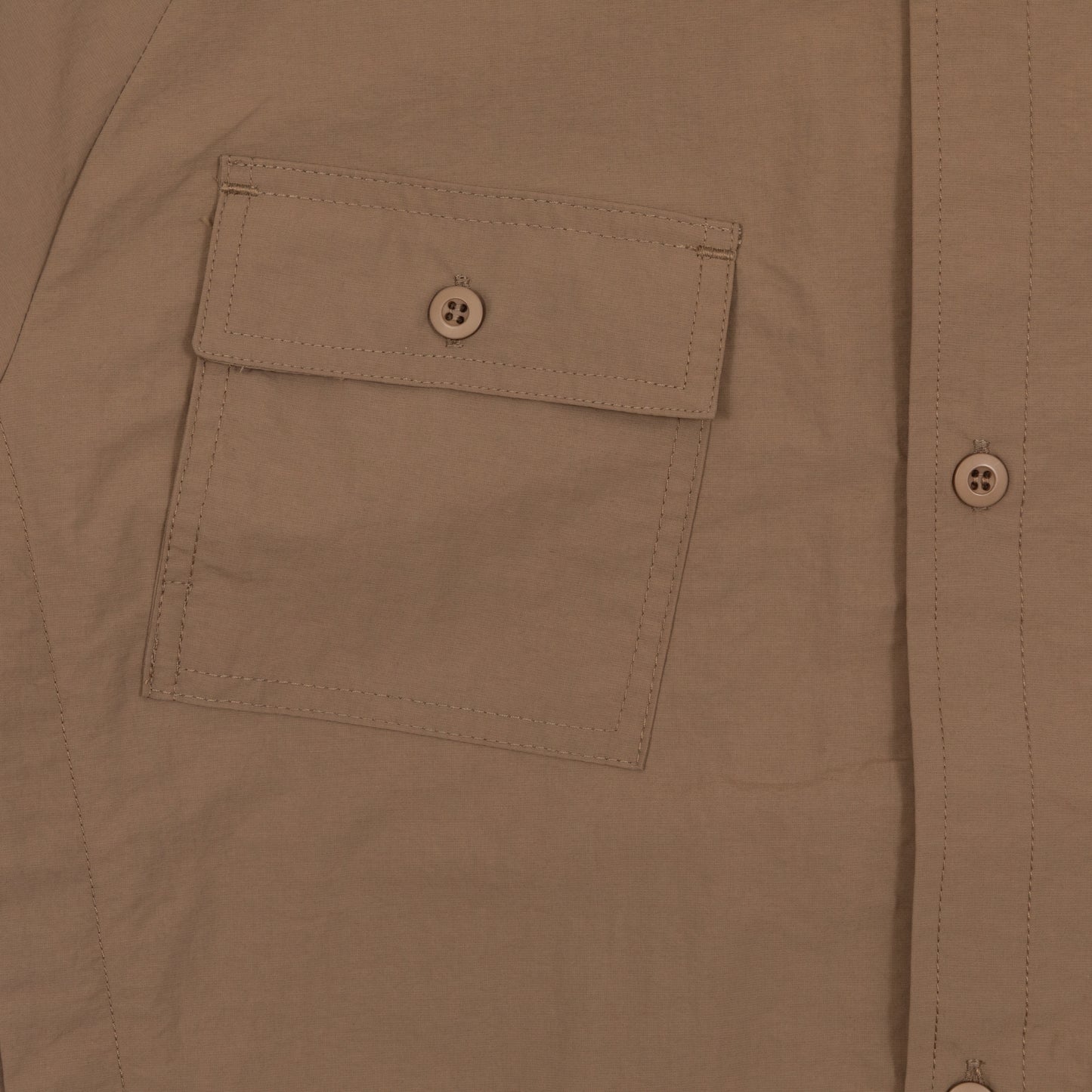 ELLIKER Alston Short Sleeve Shirt in DARK BEIGE