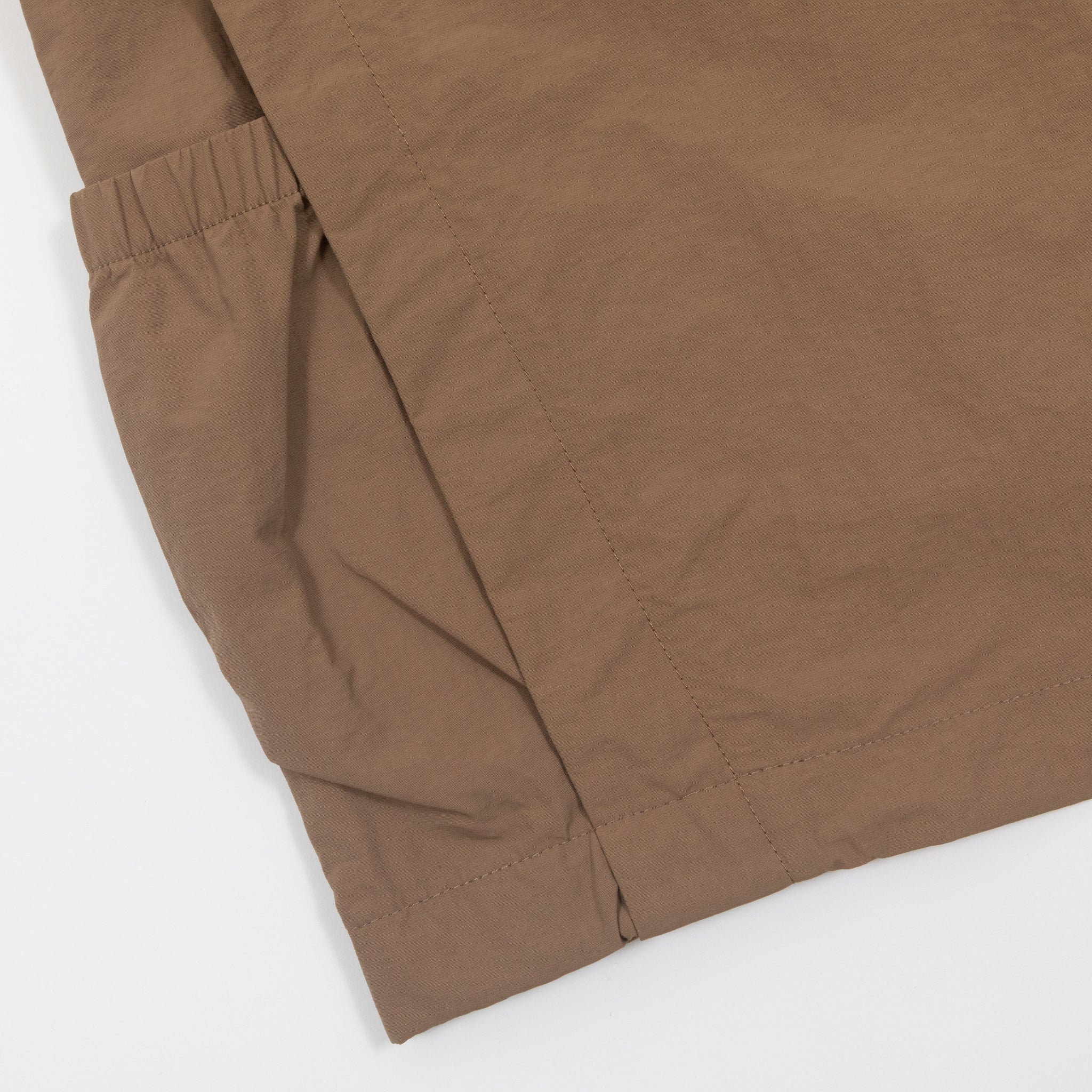 ELLIKER Alston Short Sleeve Shirt in DARK BEIGE