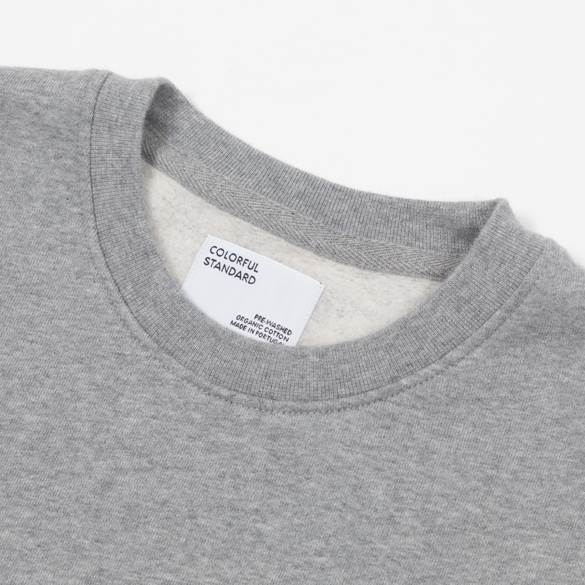 COLORFUL STANDARD Basic Sweatshirt in GREY