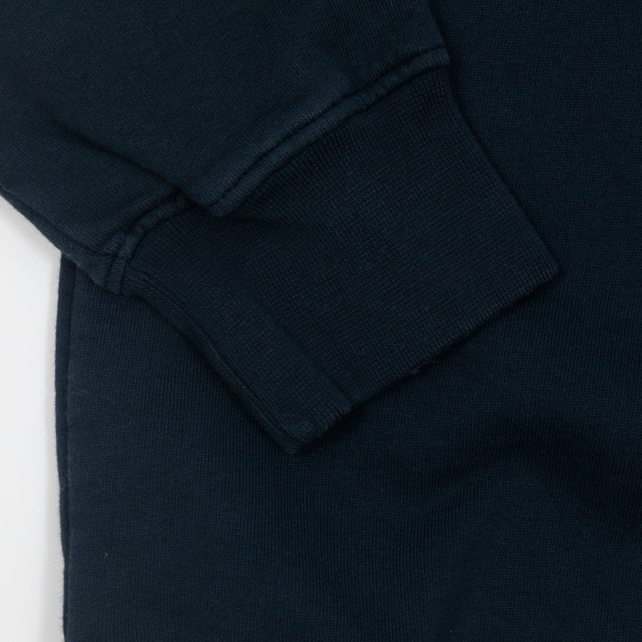 COLORFUL STANDARD Basic Sweatshirt in NAVY BLUE