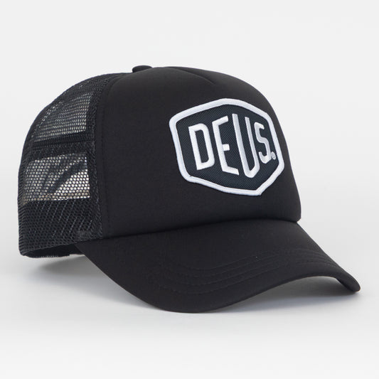 DEUS EX MACHINA Baylands Trucker Cap in BLACK & WHITE