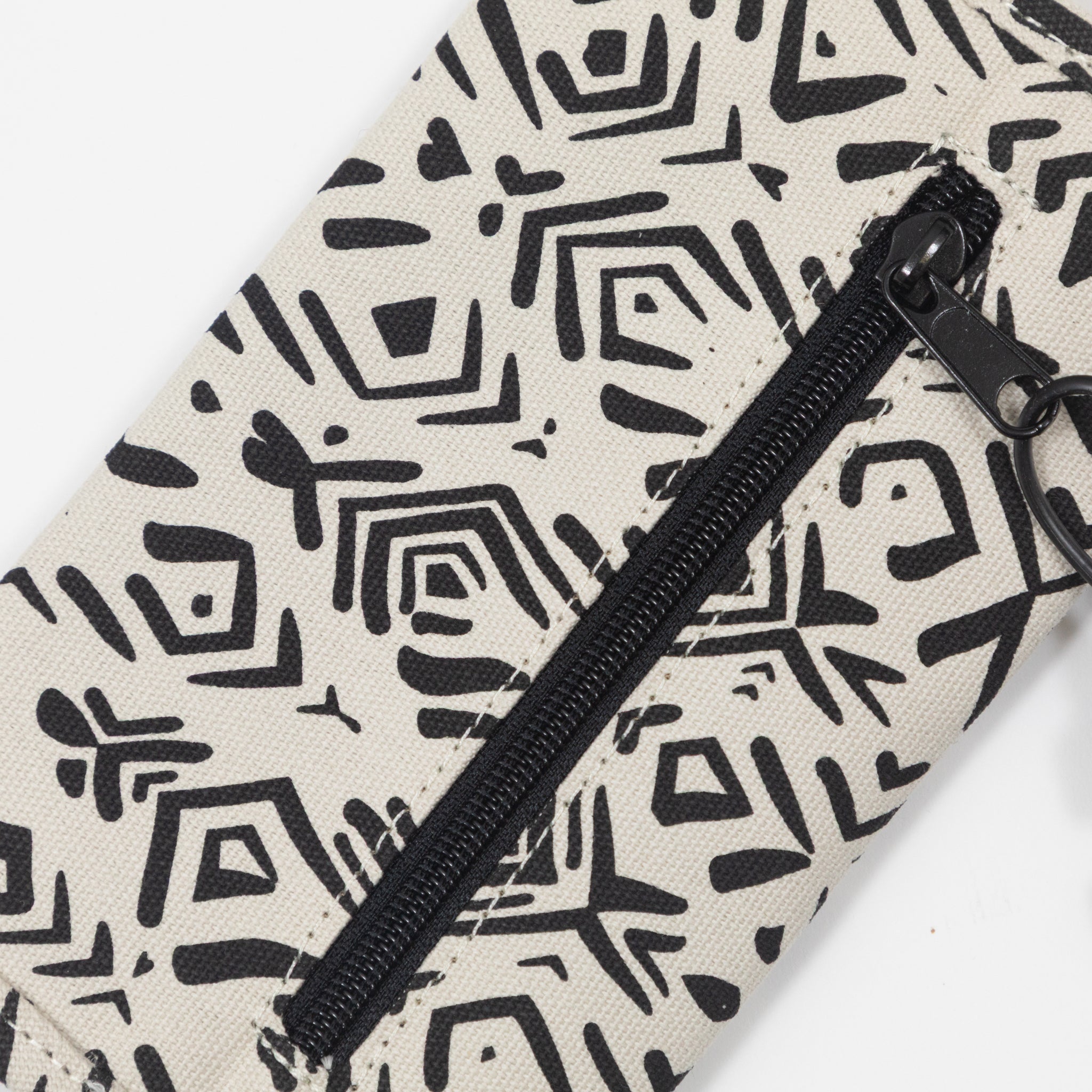 KAVU Big Spender Wallet in BLACK & WHITE