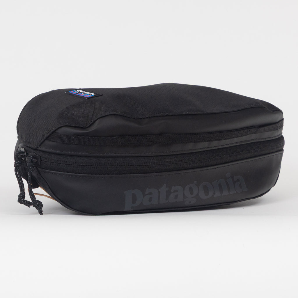 PATAGONIA Black Hole Cube 3L Bag in BLACK