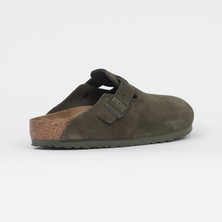 BIRKENSTOCK Boston Suede Leather Sandals in GREEN
